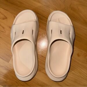 Hoka Slide
